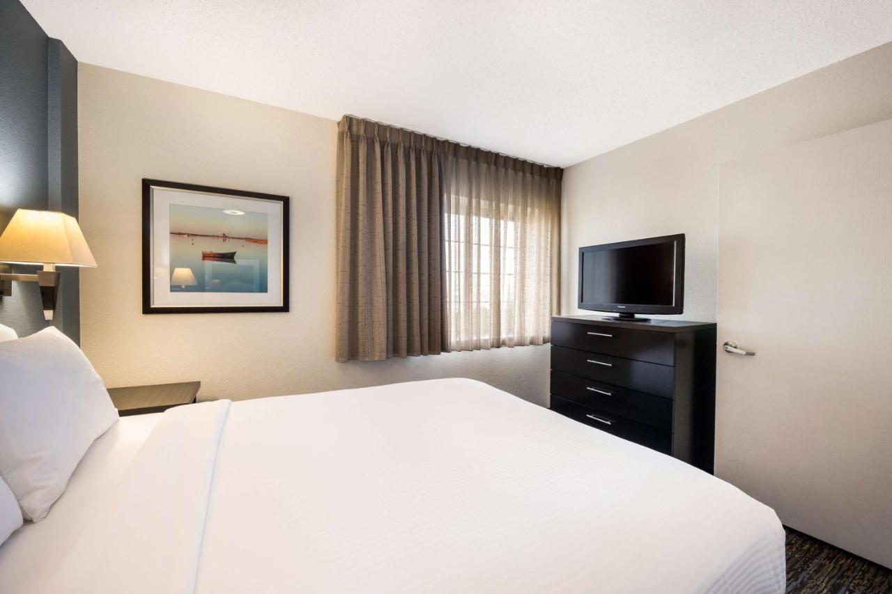 Sonesta Simply Suites Parsippany Morris Plains Exterior photo