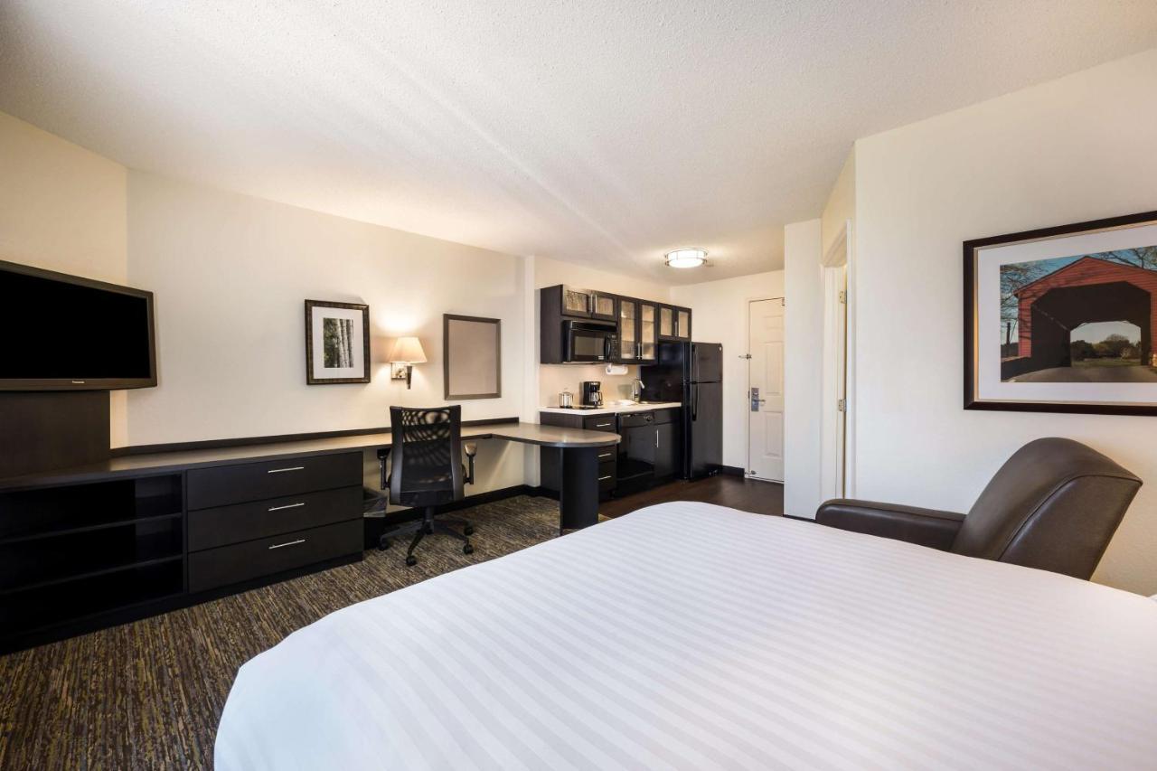 Sonesta Simply Suites Parsippany Morris Plains Exterior photo