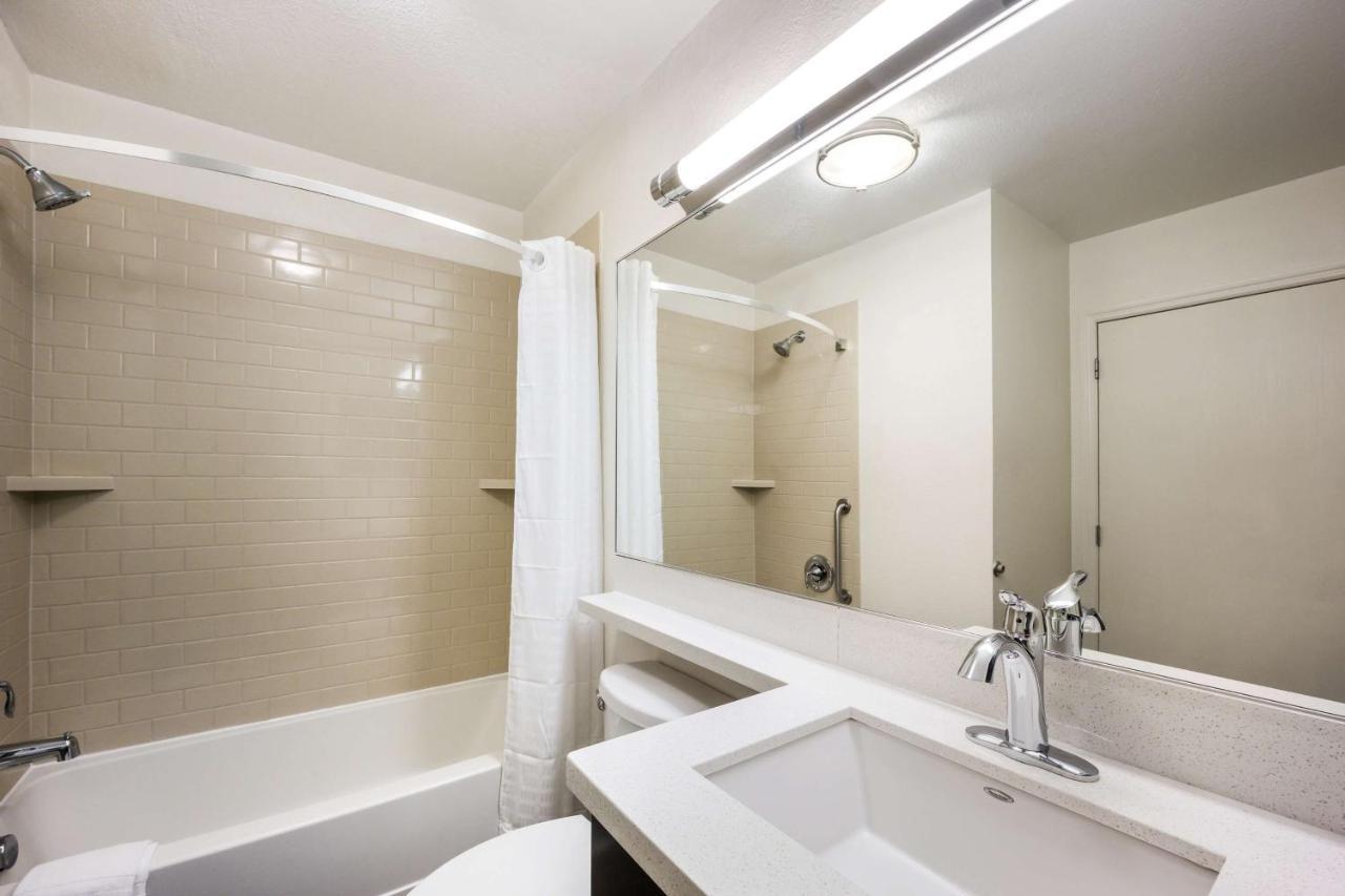 Sonesta Simply Suites Parsippany Morris Plains Exterior photo